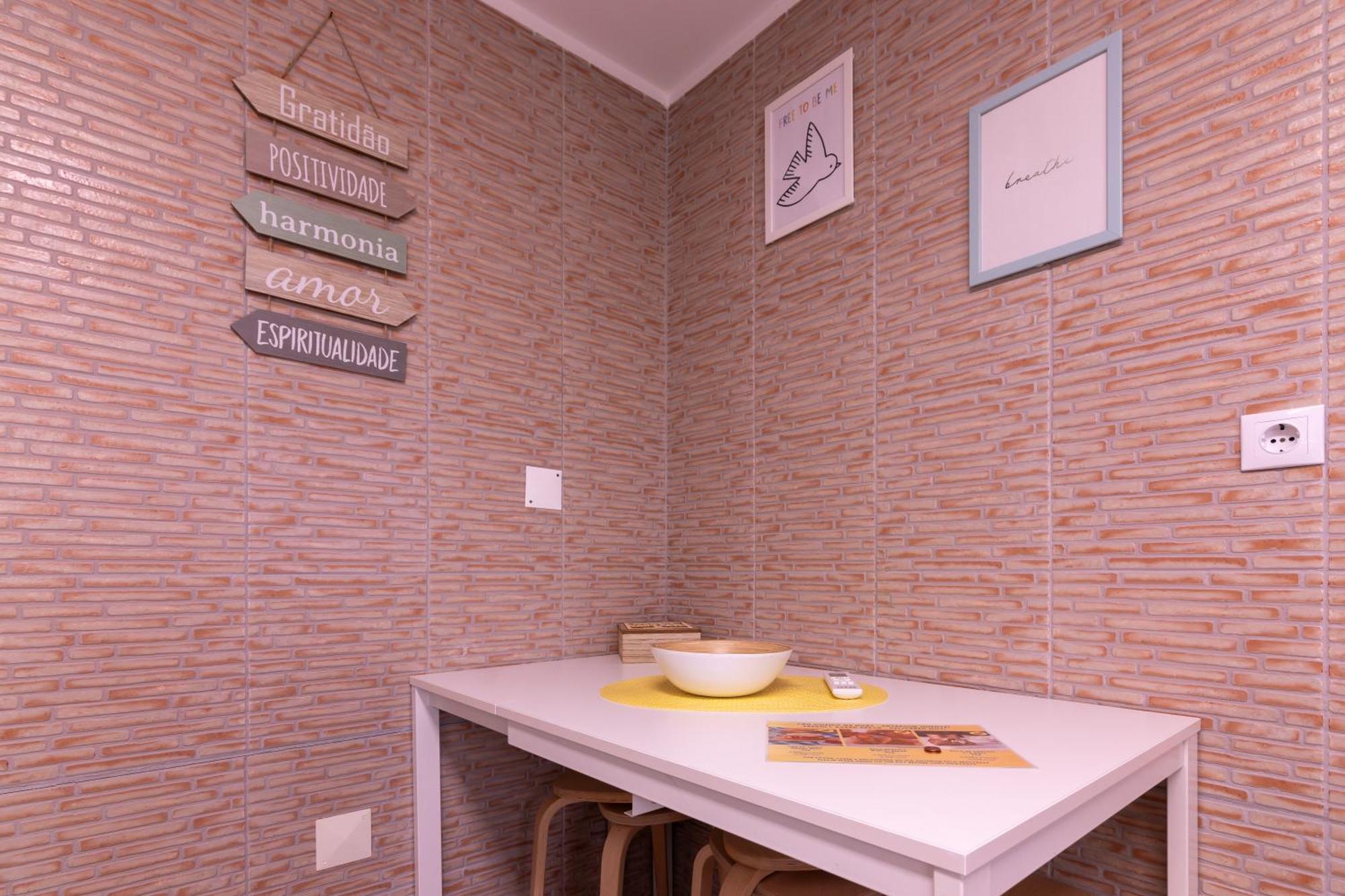 Perafita Yellow House - Ecohost Buitenkant foto